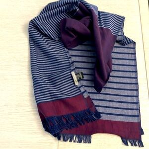 Horny Toad Large 100% cotton scarf in Blue & Red Stripes Scarf